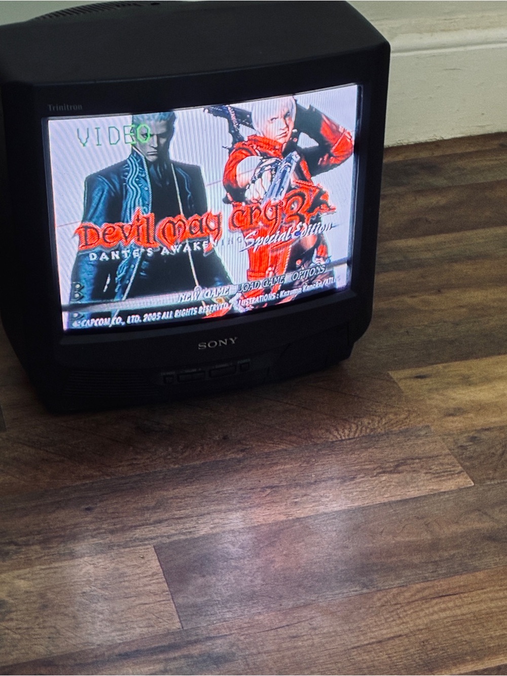 SONY Trinitron 13” Retro Gaming CRT Color TV KV-13M20 Tested Works No Remote